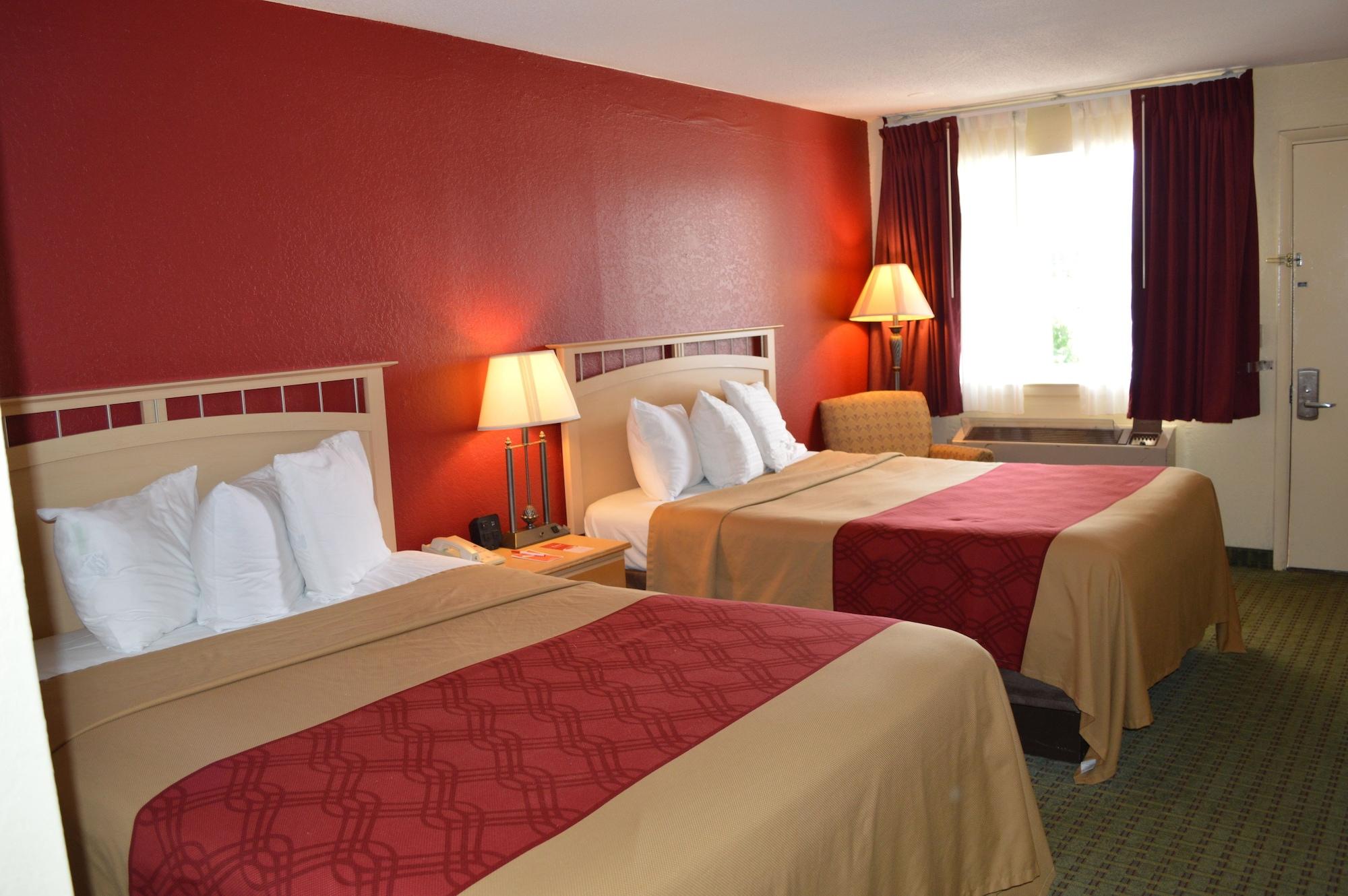 Econo Lodge Christiansburg-Blacksburg I-81 Exterior photo
